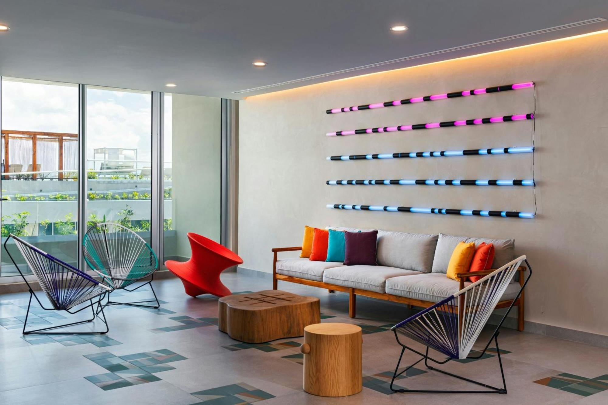 Aloft Playa Del Carmen Hotell Eksteriør bilde