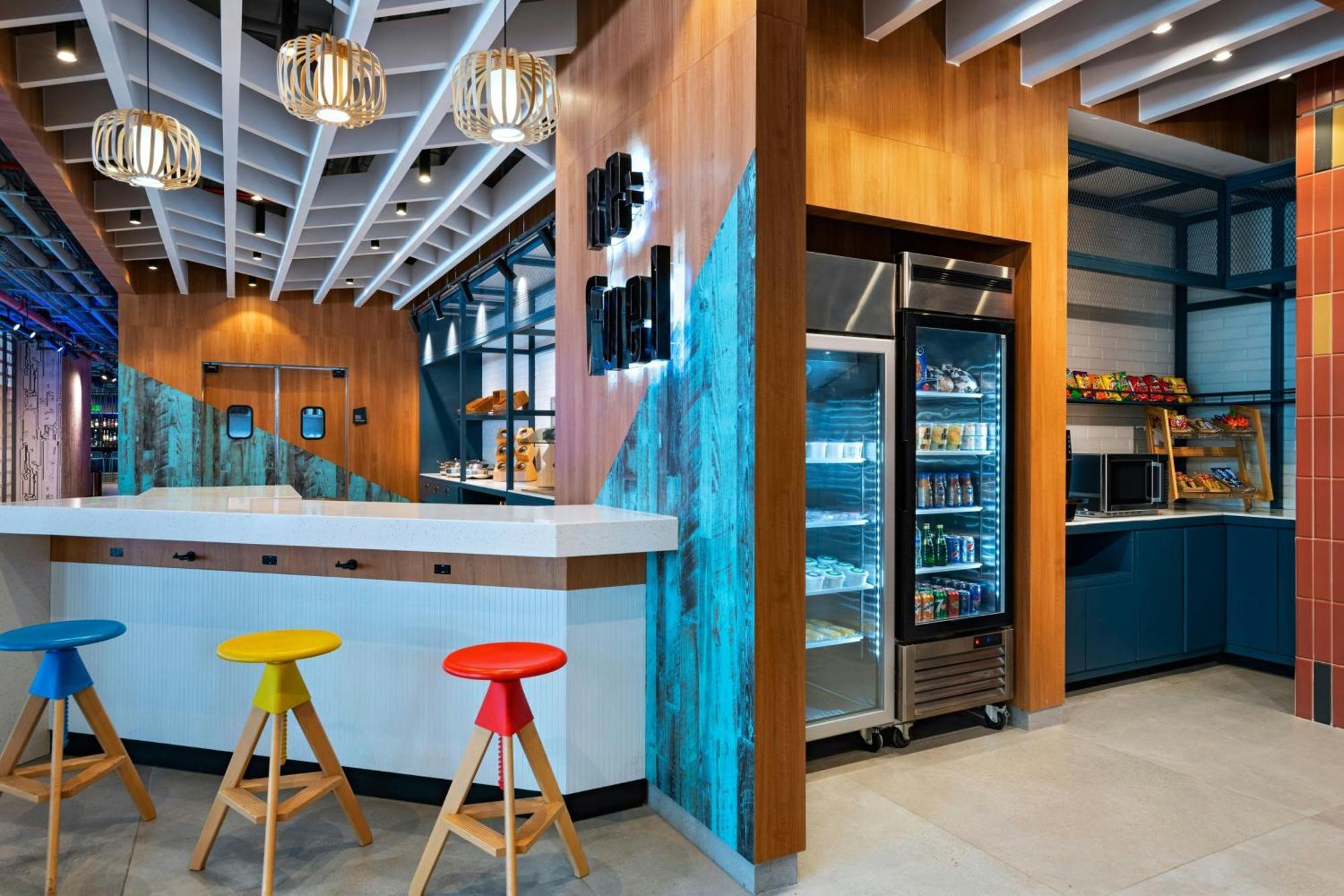 Aloft Playa Del Carmen Hotell Eksteriør bilde The kitchen at the 2018 edition of the event